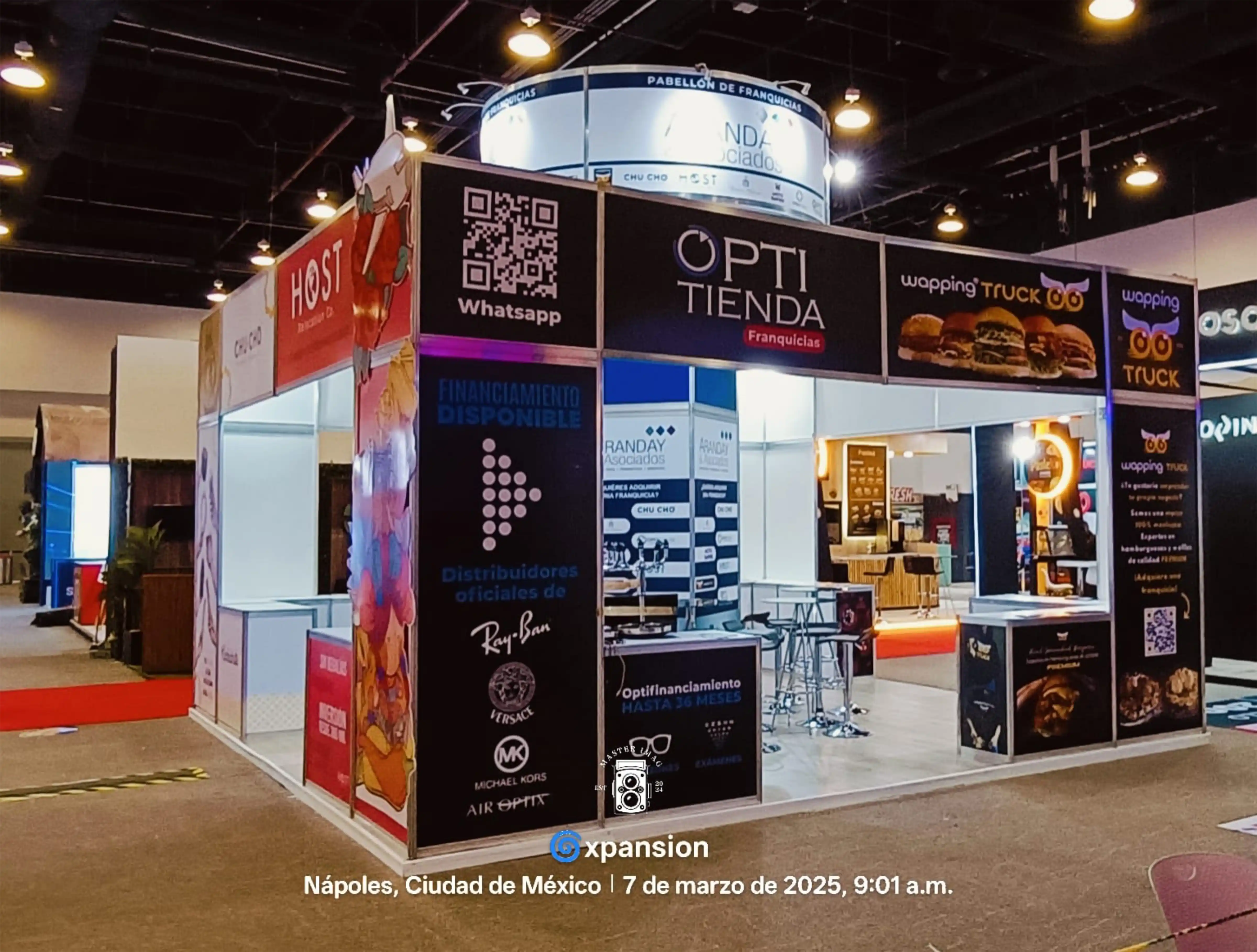 Stand para Opti tienda